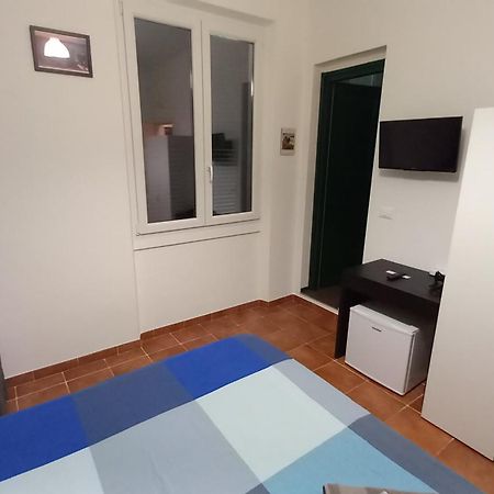 Celtic House B&B ヴァラッツェ エクステリア 写真